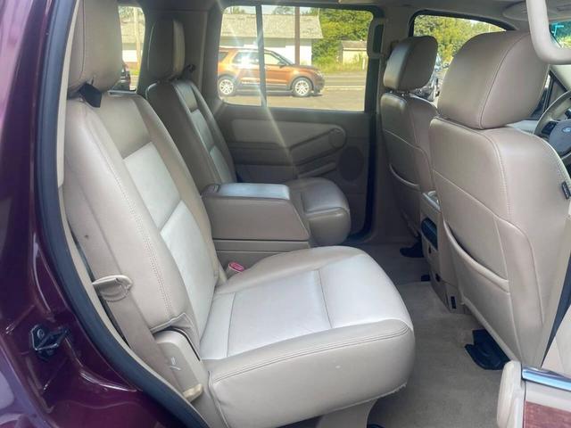 Photo of 2007 Dark Cherry Clearcoat Metallic Ford Explorer
