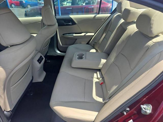 Photo of 2013 Basque Red Pearl II Honda Accord