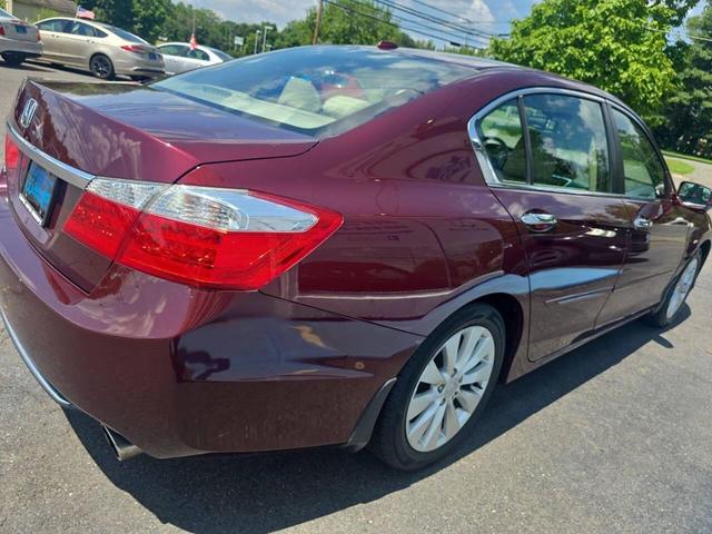 Photo of 2013 Basque Red Pearl II Honda Accord