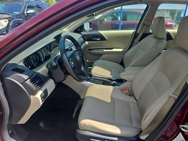 Photo of 2013 Basque Red Pearl II Honda Accord