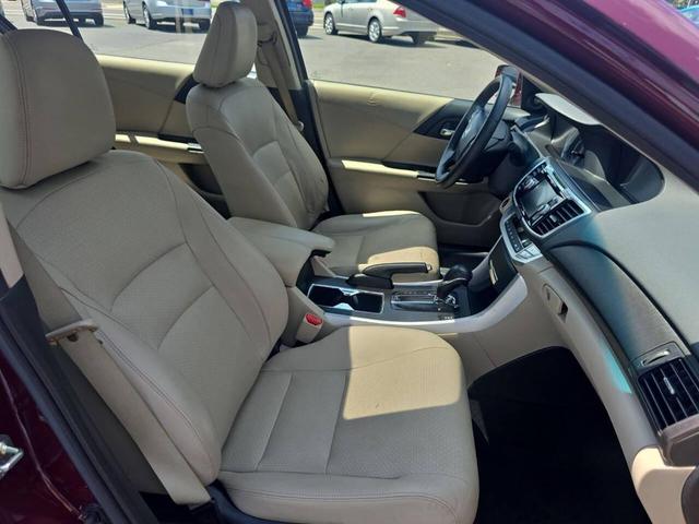 Photo of 2013 Basque Red Pearl II Honda Accord