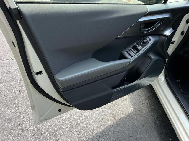 Photo of 2025 Crystal White Pearl Subaru Impreza