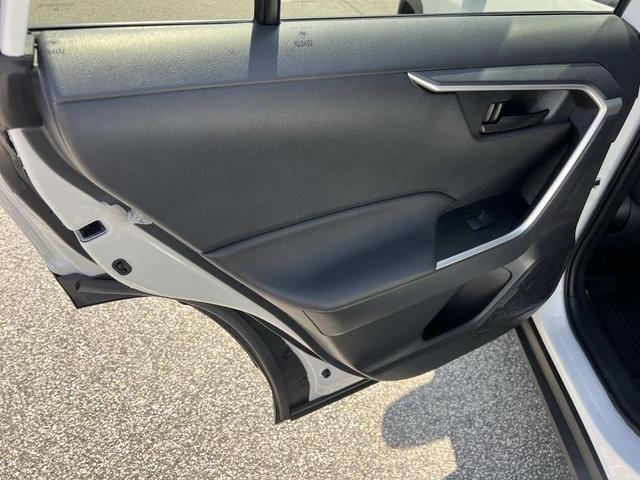 Photo of 2024 Ice Cap Toyota RAV4 Hybrid