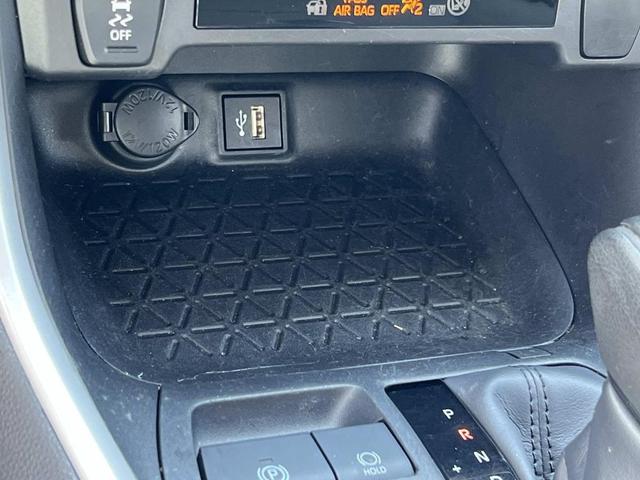Photo of 2024 Ice Cap Toyota RAV4 Hybrid