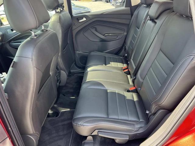 Photo of 2016 Ruby Red Metallic Tinted Clearcoat Ford Escape
