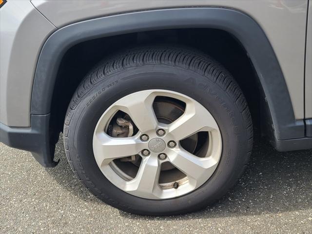 Photo of 2019 Billet Silver Metallic Clearcoat Jeep Compass