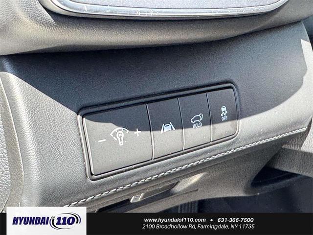 Photo of 2022 Shimmering Silver Hyundai SANTA FE