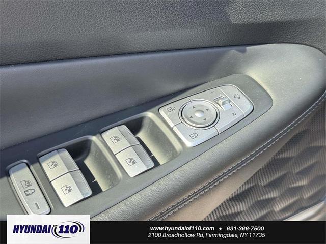 Photo of 2022 Shimmering Silver Hyundai SANTA FE