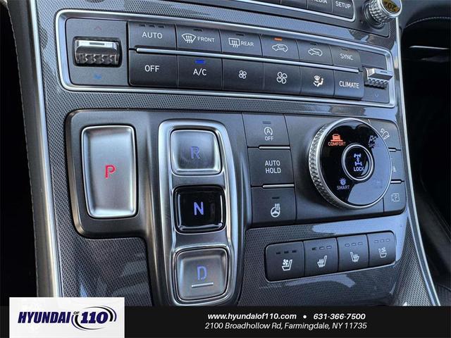 Photo of 2022 Shimmering Silver Hyundai SANTA FE