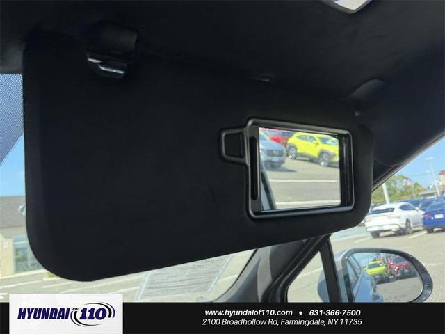 Photo of 2022 Shimmering Silver Hyundai SANTA FE