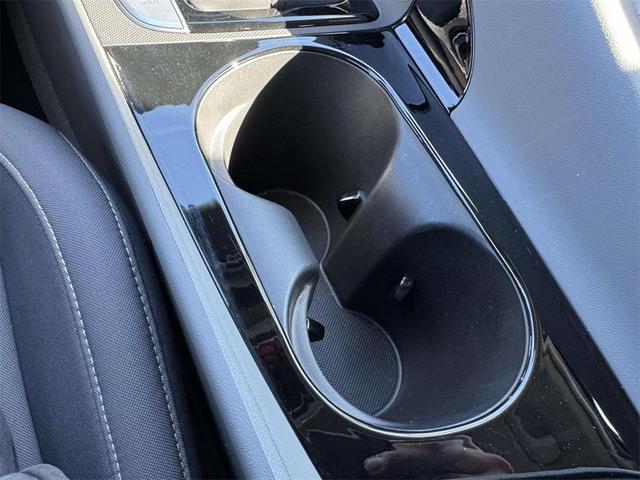 Photo of 2025 Fluid Metal Hyundai ELANTRA
