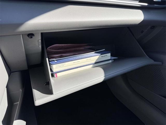 Photo of 2025 Fluid Metal Hyundai ELANTRA