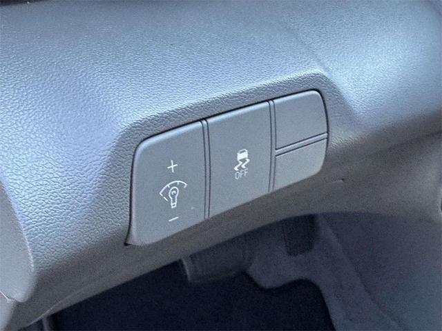 Photo of 2025 Fluid Metal Hyundai ELANTRA