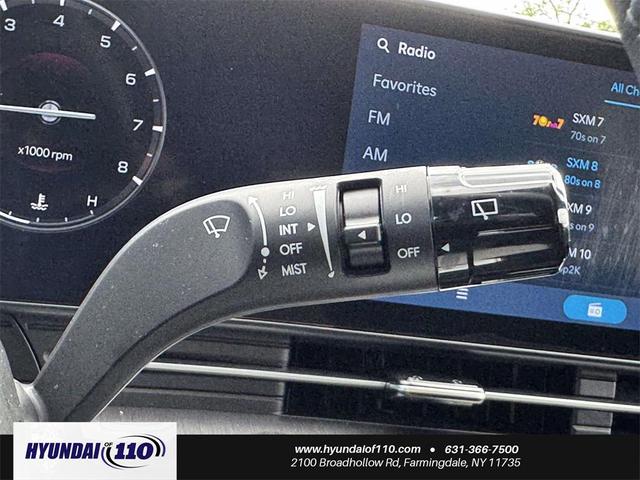 Photo of 2025 Atlas White Hyundai KONA