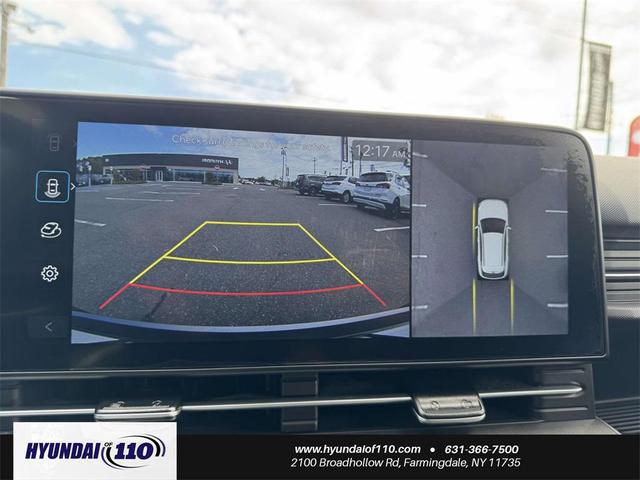 Photo of 2025 Atlas White Hyundai KONA