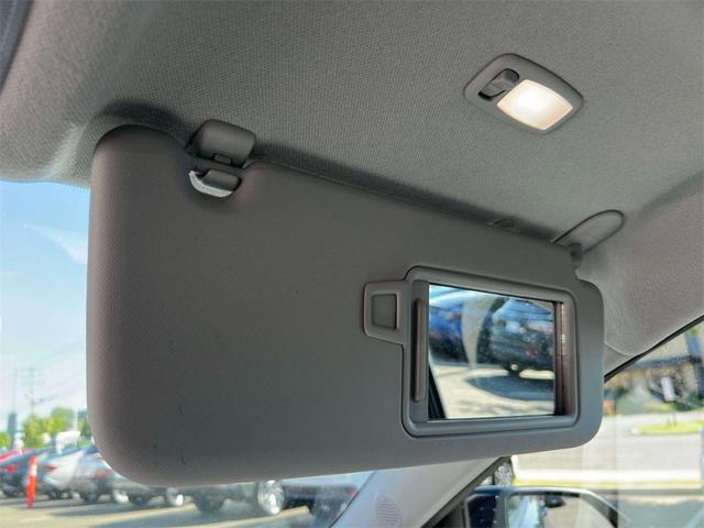 Photo of 2025 Abyss Black Pearl Hyundai KONA