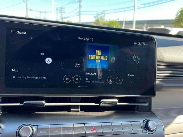 Photo of 2025 Abyss Black Pearl Hyundai KONA