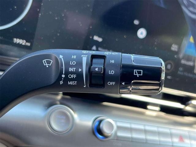 Photo of 2025 Abyss Black Pearl Hyundai KONA