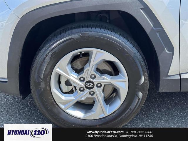 Photo of 2024 Shimmering Silver Hyundai TUCSON