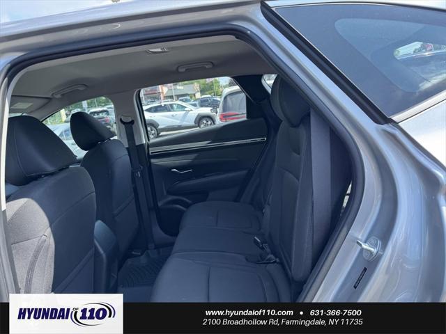 Photo of 2024 Shimmering Silver Hyundai TUCSON