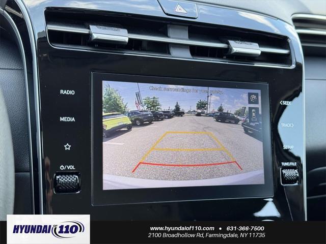 Photo of 2024 Shimmering Silver Hyundai TUCSON