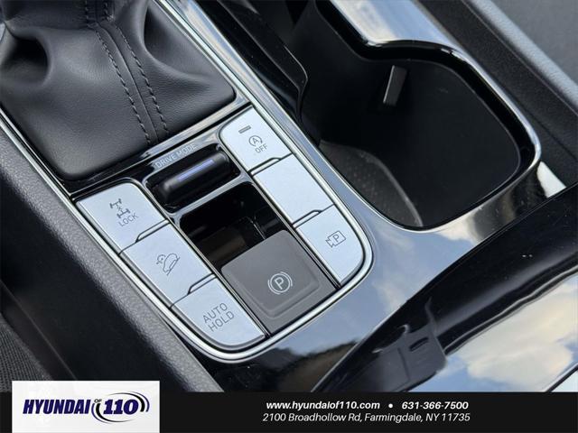 Photo of 2024 Shimmering Silver Hyundai TUCSON