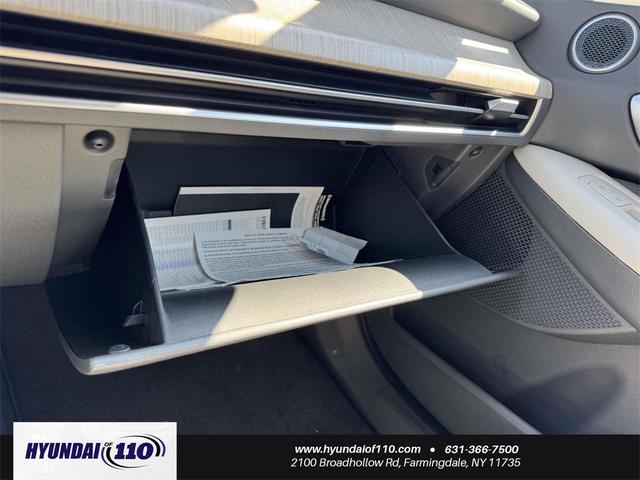 Photo of 2024 Portofino Gray Hyundai SONATA Hybrid
