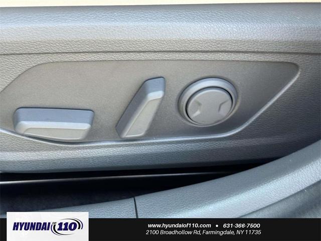 Photo of 2024 Portofino Gray Hyundai SONATA Hybrid