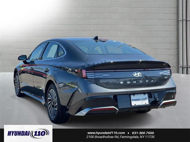 Photo of 2024 Portofino Gray Hyundai SONATA Hybrid