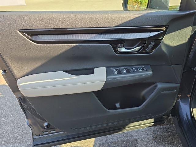 Photo of 2024 Meteorite Gray Metallic Honda CR-V