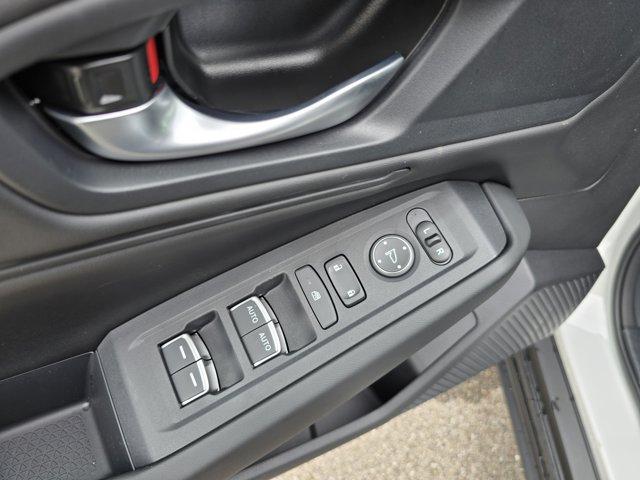 Photo of 2025 Platinum White Pearl Honda Accord