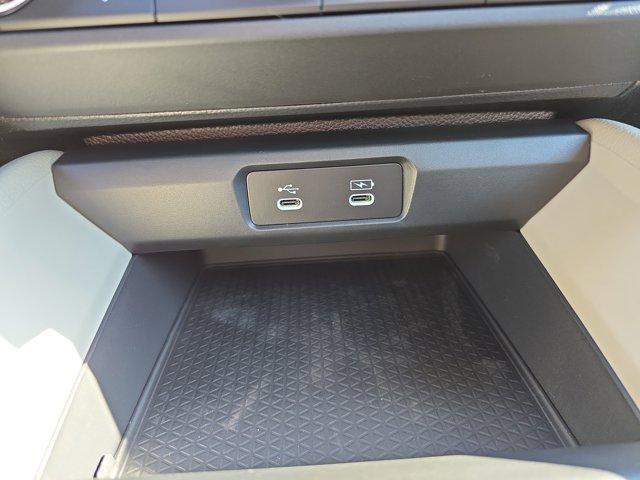 Photo of 2025 Platinum White Pearl Honda Accord