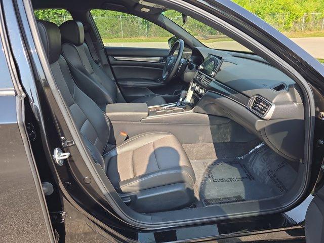 Photo of 2022 Crystal Black Pearl Honda Accord