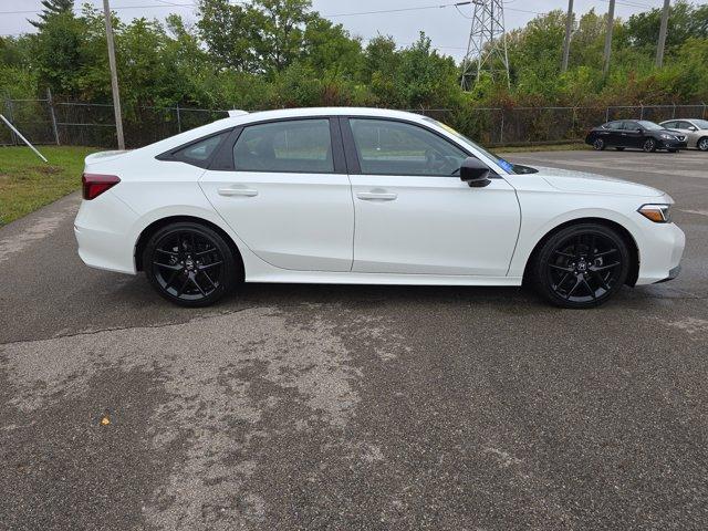 Photo of 2025 Platinum White Pearl Honda Civic
