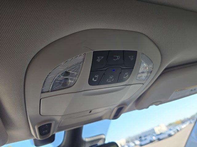 Photo of 2017 Billet Silver Metallic Clearcoat Chrysler Pacifica