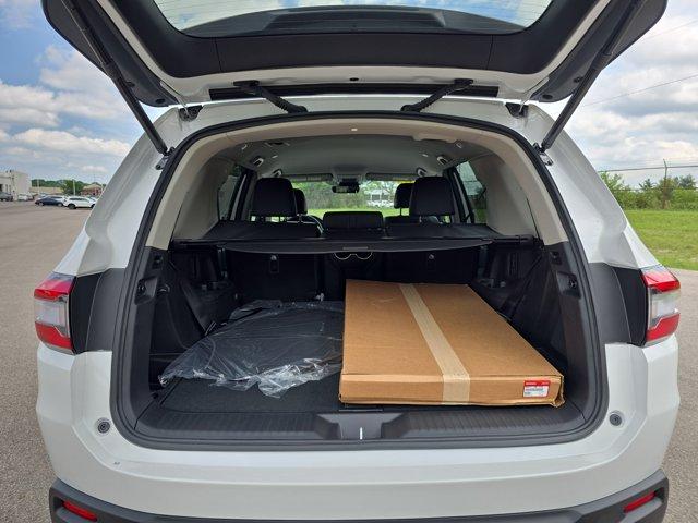 Photo of 2025 Platinum White Pearl Honda Pilot