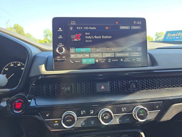Photo of 2024 Still Night Pearl Honda CR-V