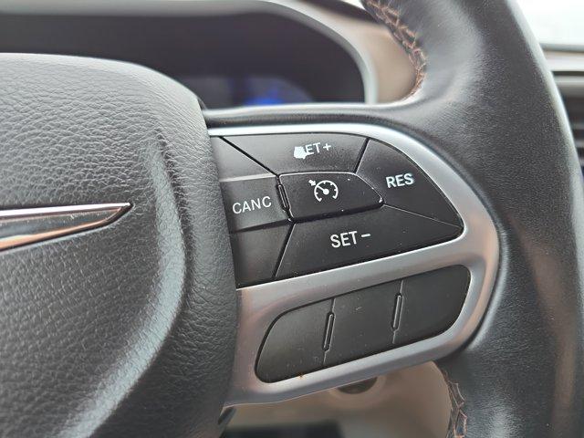 Photo of 2017 Jazz Blue Pearlcoat Chrysler Pacifica