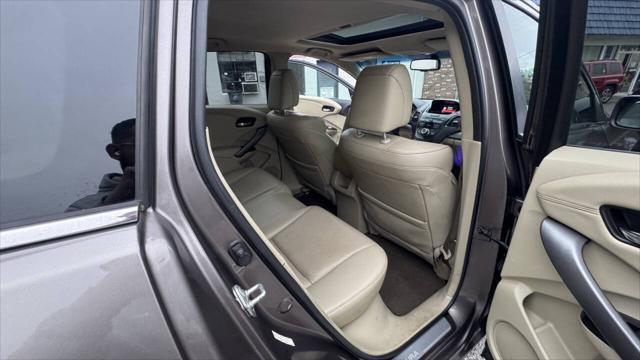 Photo of 2013 Beige Acura RDX