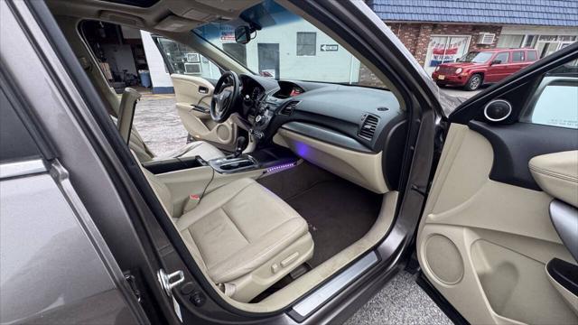 Photo of 2013 Beige Acura RDX