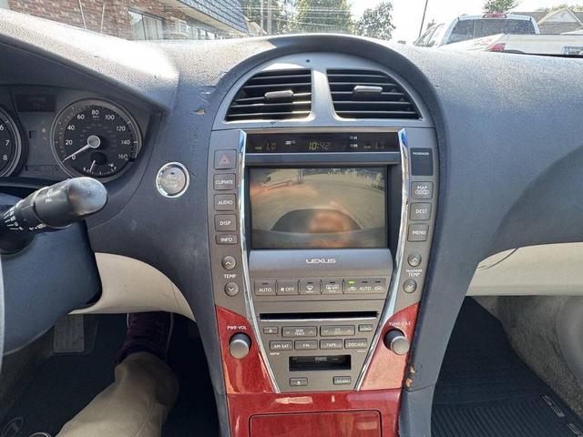 Photo of 2007 Silver Lexus ES 350