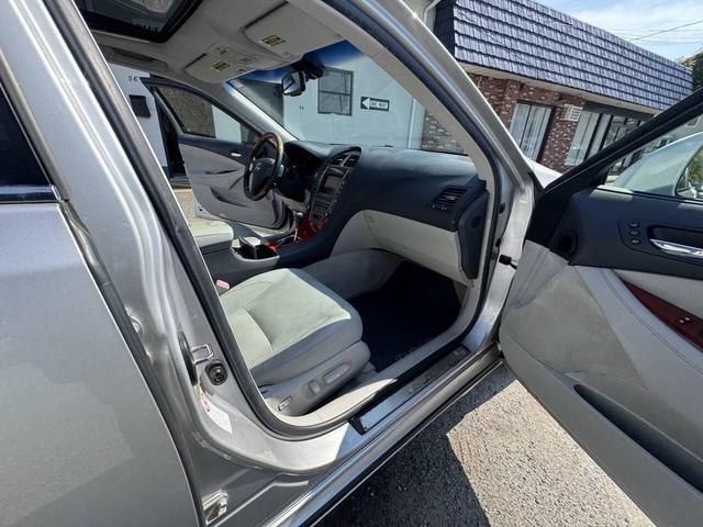 Photo of 2007 Silver Lexus ES 350