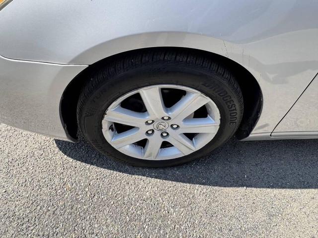 Photo of 2007 Silver Lexus ES 350
