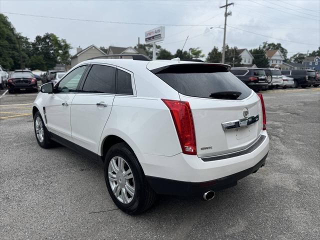 Photo of 2011 White Cadillac SRX