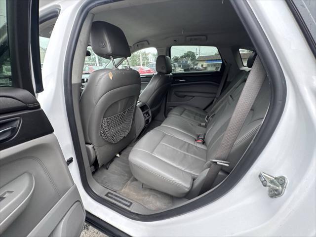 Photo of 2011 White Cadillac SRX
