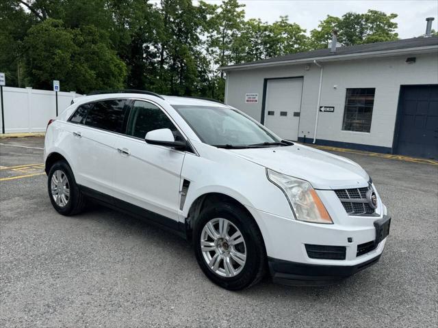 Photo of 2011 White Cadillac SRX