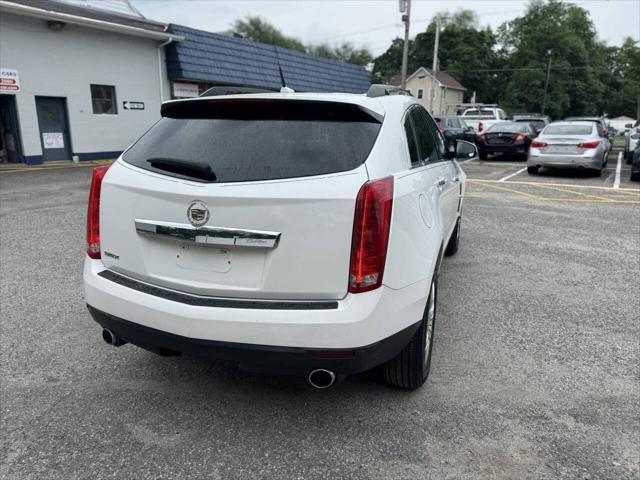 Photo of 2011 White Cadillac SRX
