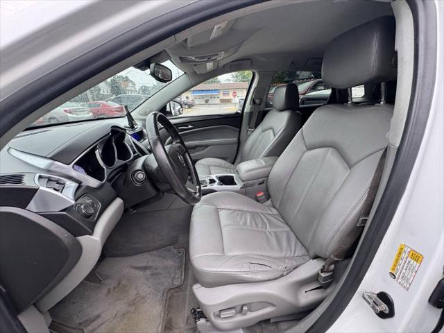 Photo of 2011 White Cadillac SRX