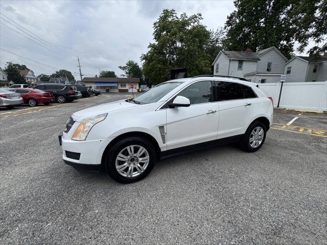 Photo of 2011 White Cadillac SRX