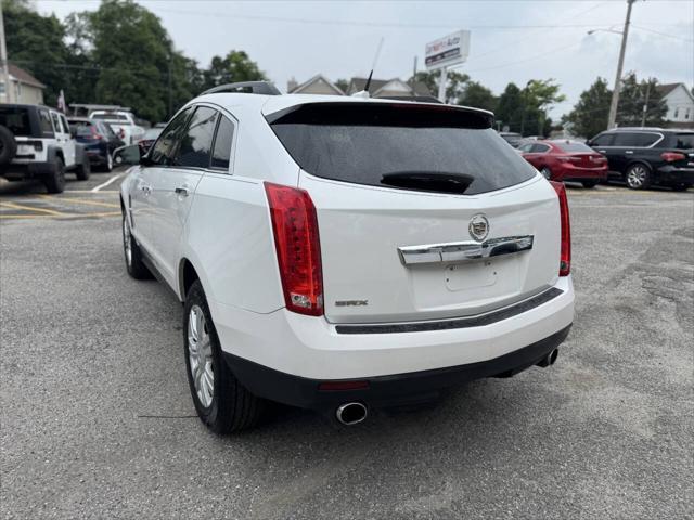 Photo of 2011 White Cadillac SRX